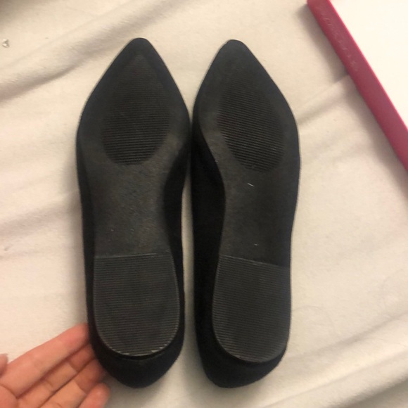 Black Flats - Picture 3 of 9
